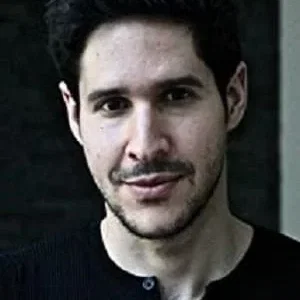  Ziad Abaza