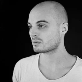 Photo star :  Tilman Singer