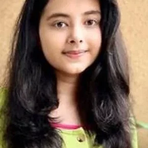 Photo star :  Myra Singh