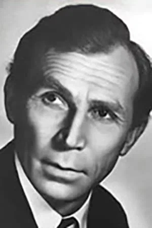 Ivan Lapikov photo