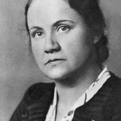  Vera Popova