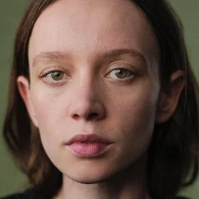 Photo star :  Ishtar Currie Wilson