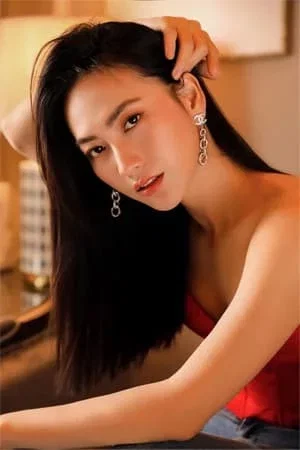  Phương Anh Đào photo
