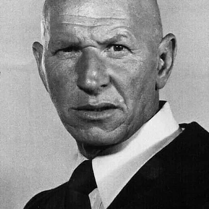  Robert Tessier