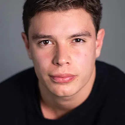  Carlos Sanson Jr.