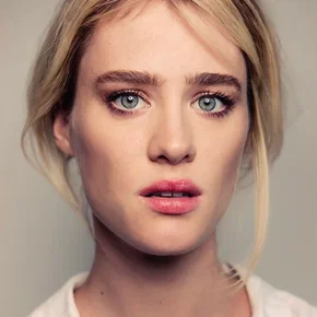 Photo star : Mackenzie Davis