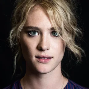 Photo star : Mackenzie Davis