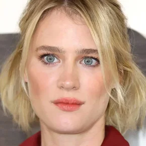 Photo star : Mackenzie Davis