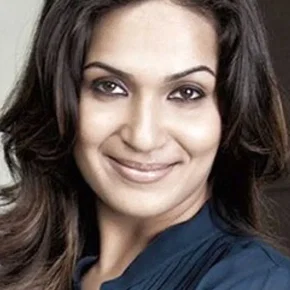 Photo star :  Soundarya Rajinikanth