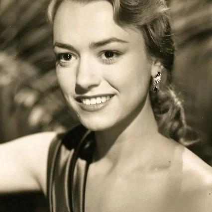  Olga Zubarry