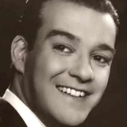  Roberto Escalada
