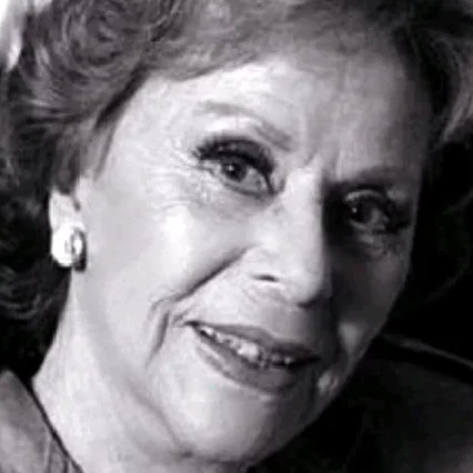  Aída Luz