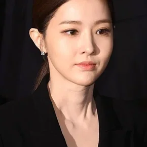 Photo star :  Kim Yoo-ri