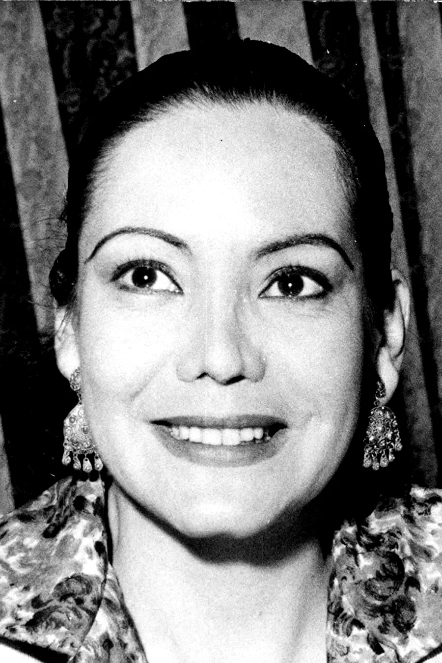  Gloria Mestre