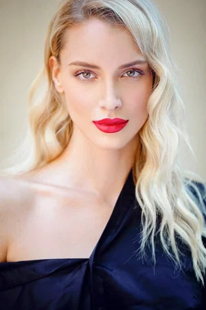  Ema Kovac photo