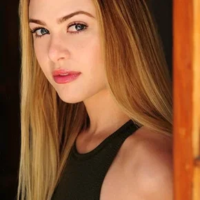 Photo star : Hayley Erin