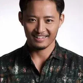 Photo star :  Hou Junjie