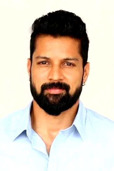  Santhosh Prathap