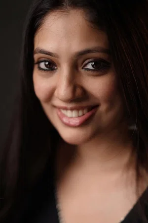  Veena Nandakumar