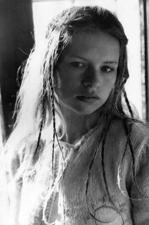  Teresa Ann Savoy photo