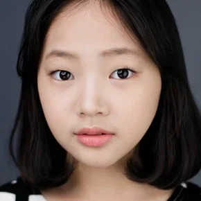 Photo star :  Kim Min-seo