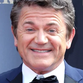 Photo star : John Michael Higgins