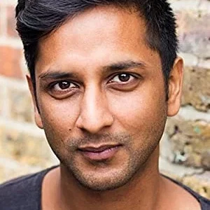  Tanmay Dhanania
