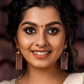 Photo star :  Niranjana Anoop