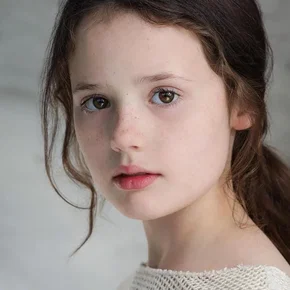 Photo star :  Cecily Cleeve