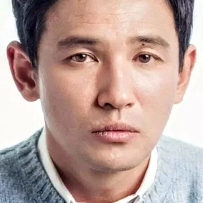 Photo star :  Hwang Jung-Min