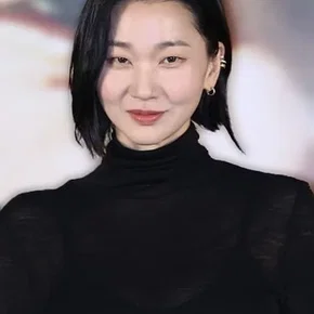 Photo star :  Jang Yoon-ju