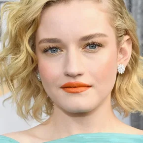 Photo star : Julia Garner