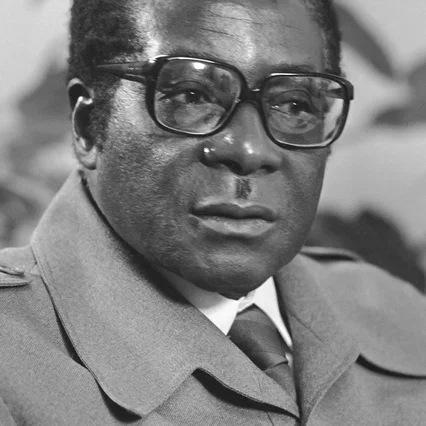 Robert Mugabe