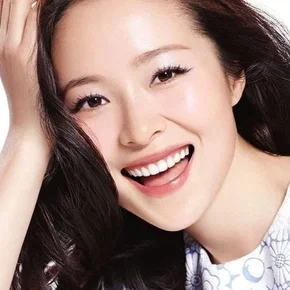 Photo star : Jiang Yiyan