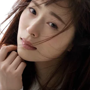 Photo star : Jiang Yiyan