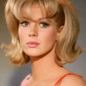 Photo star : Mimsy Farmer