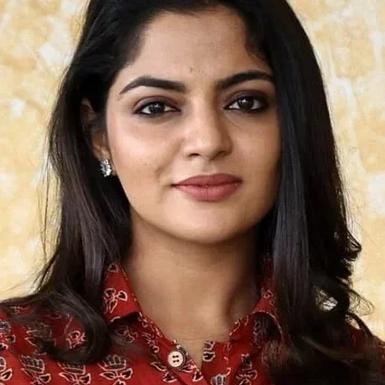  Nikhila Vimal