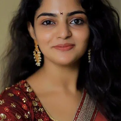  Nikhila Vimal