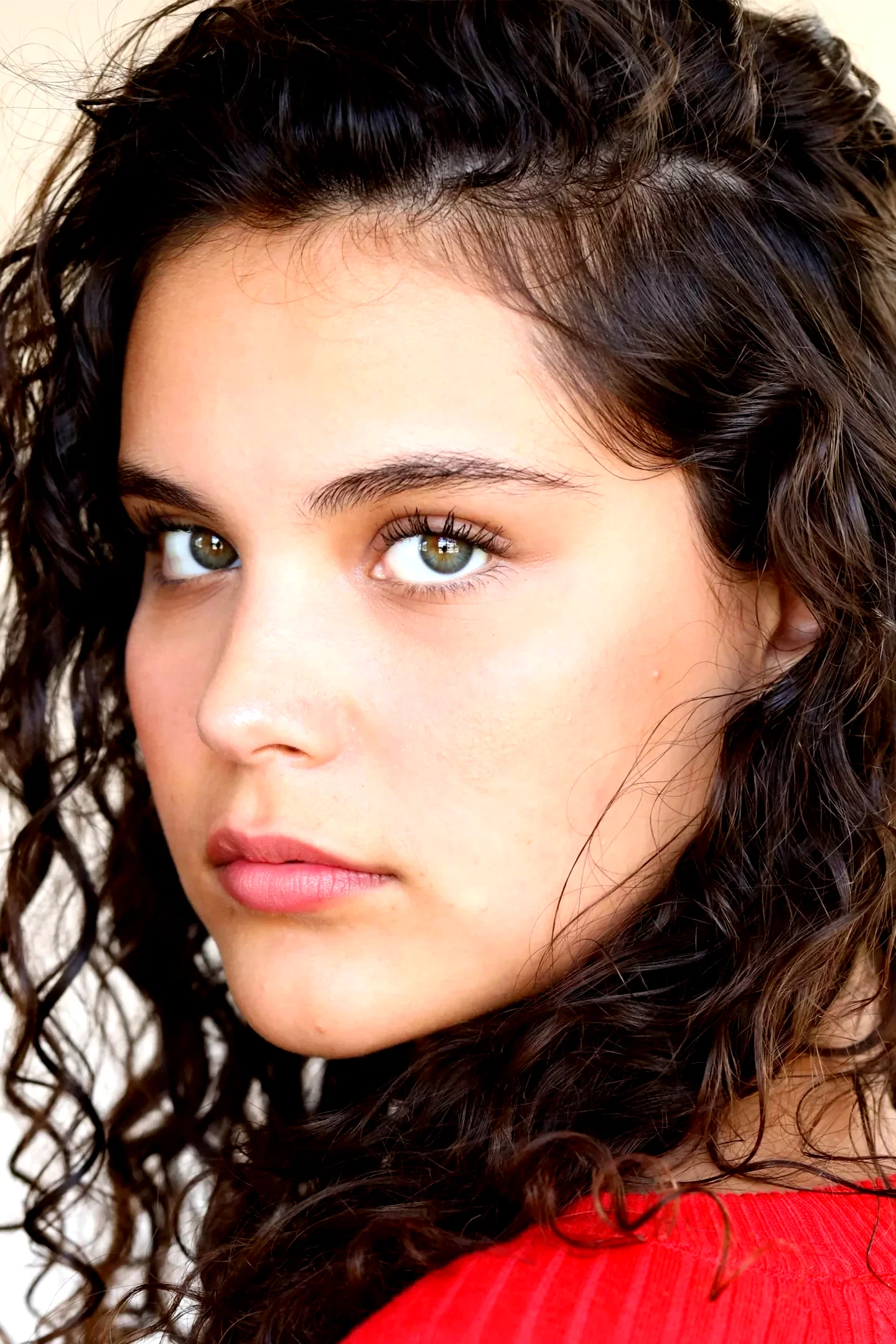  Isabelle Anaya