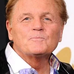  Bruce Johnston