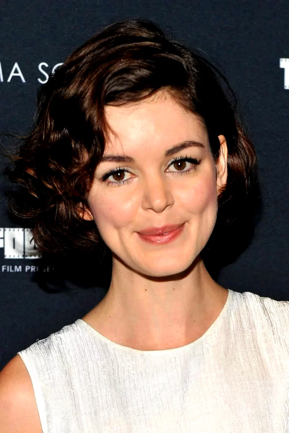 Nora Zehetner