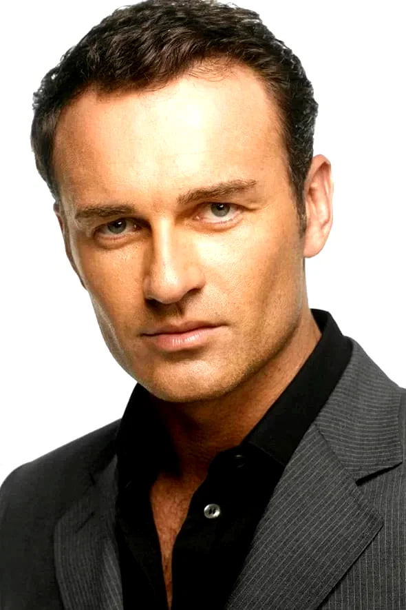 Julian McMahon