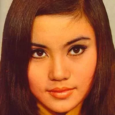  Polly Shang-Kuan Ling-Feng