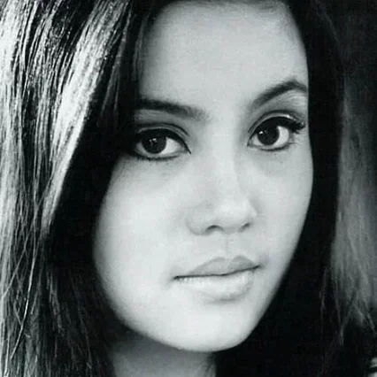  Polly Shang-Kuan Ling-Feng
