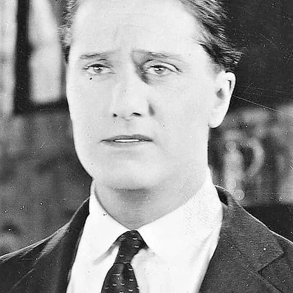  James Rennie