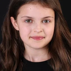 Photo star :  Poppy Townsend White