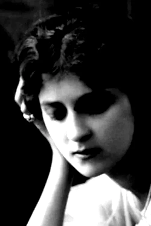 Yvette Andreyor
