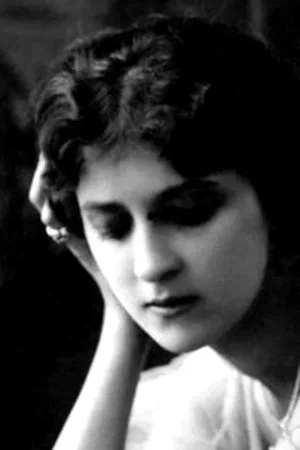 Yvette Andreyor