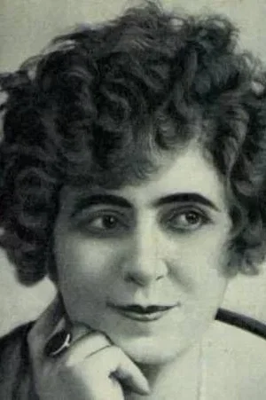 Renee Carl photo