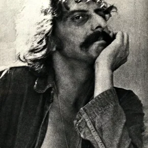 Photo star : Hugo Carvana